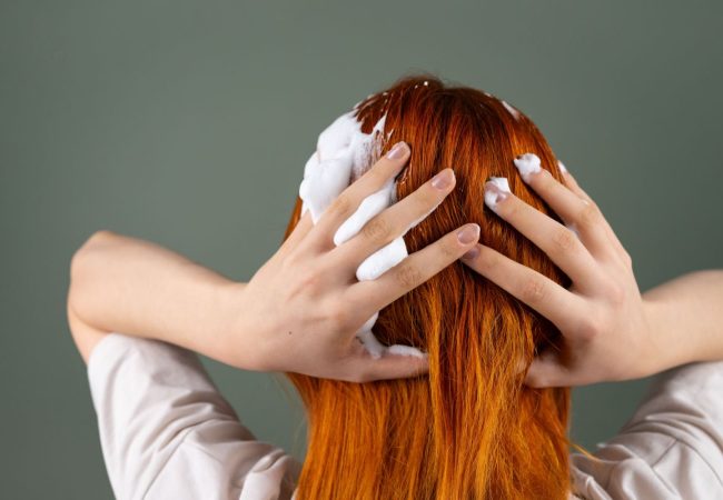 Cele mai bune uleiuri pentru îmbunătățirea creșterii părului – include uleiul de Amla?